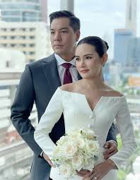 ส่องบ้านใหม่ หญิง รฐา สร้างให้แม่น้อย โพธิ์งาม สวยเลอค่า มูลค่าเฉียด 10 ล้านบาท สวย รวย และกตัญญูมาก สำหรับนักร้องนักแสดงสาว หญิง รฐา โพธิ์งาม. C73vrdduxzcvmm