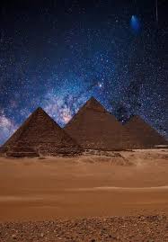 Así lo confirmó egyptair, que continúa con las intensas búsquedas de los restos del vuelo 804 en el. 7 Lugares Que Ver En Las Piramides De Egipto Piramides De Egipto Arte De Egipto Egipto Antiguo
