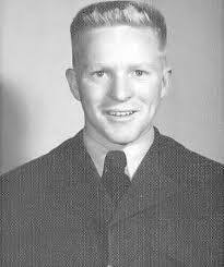 Edward Ness's Instagram, Twitter & Facebook