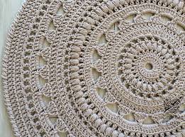 Gehakelter Teppich Deckchen Teppich Runder Teppich Hakeln Runder Teppich Stricken Teppich Babys Teppich Von Hand Gestrickt Teppich Beige Hakeln Teppich In 2020 Teppich Hakeln Strickteppich Gehakelter Teppich