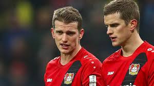 Die zwillinge lars und sven bender beenden nach dieser saison ihre karriere. Bayer Leverkusen Sven Und Lars Bender Im Interview