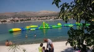 Table class=contentpaneopen> ostrov vis plaže Gradska Plaza Strand Trogir