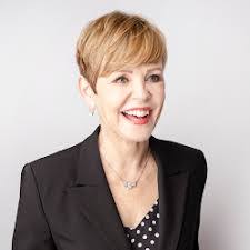 Patricia Lovett's Instagram, Twitter & Facebook