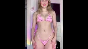 Desnudo TikTok Stella Marisol bikinis CALIENTES