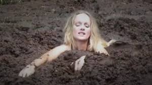 how to survive sinking in quicksand