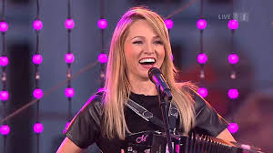 Melissa naschenweng was born on july 11, 1990 in villach, carinthia, austria. Melissa Naschenweng Medley Srf Donnschtig Jass Aus Savognin 02 08 2018 Chords Chordify