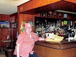 Fenton's beloved Walden's Lounge closed for good