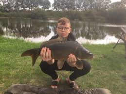 Reclădim stima de sine a bucureștiului și a bucureștenilor prin cultură și comunitate. Grenswater Arcen Alle Angeln