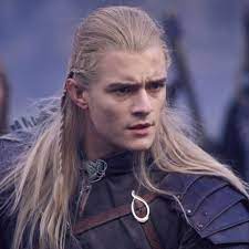 Never thought i'd die fighting side by side with an elf. Orlando Bloom Thinks He S Too Old To Play Legolas Again E Online