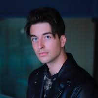 800+ perfiles de «Botello»