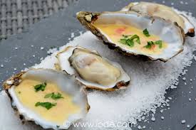 Recette D Huitres Inversees Au Beurre Blanc Recette Recette Huitre Recettes De Cuisine Huitres