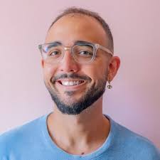 Raphael Montes (@montesraphael)