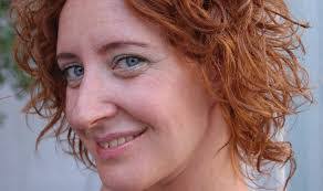 Mariana Hansen's Instagram, Twitter & Facebook