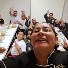 Chef. Edith Ojeda 的Instagram photo • Oct 3, 2021 at 4:45 PM