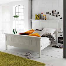 Le testate per il letto sono gli elementi che aggiungono stile e personalità alla camera da letto. Letto Matrimoniale Bianco Provenzale Etnico Outlet Mobili Etnici