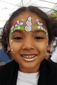 CHILDREN'S ENTERTAINER