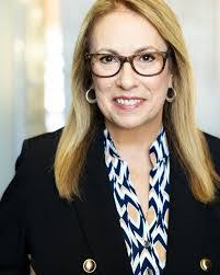 Karen Sledge's Instagram, Twitter & Facebook