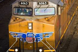 Union Pacific On Track To Add Locomotives 1 000 Jobs Locomotive Union Pacific