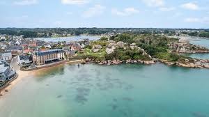There's such a breathtaking nature, and i don't think that any picture can capture this! Hotel Castel Beau Site Bewertungen Fotos Preisvergleich Perros Guirec Frankreich Tripadvisor
