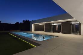 Finished Designer Villa In La Perla On Plot 28 Be Spoiled By Mike Van Essen In 2020 Villa Luxury Villa New Builds