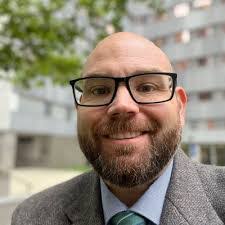 Lori Scanlan's Instagram, Twitter & Facebook