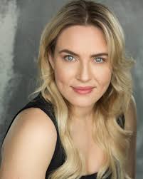 Luisa Sexton's Instagram, Twitter & Facebook