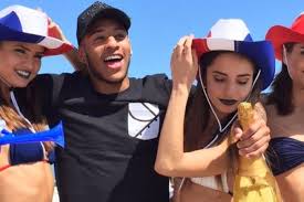 Bienvenue sur ma page officielle ! Corentin Tolisso S Girlfriend Sarah Bio Wiki