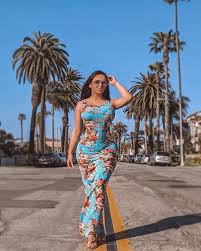 So watch out for this curvy bombshell as she converts her fashion sense and. Fiorella Zelaya Height Weight Bio Wiki Age Photo Instagram Fashionwomentop