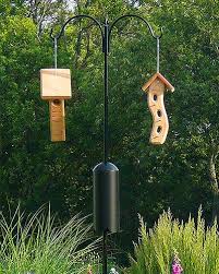 Metal sheet base for holding the bird seeds. 12 Best Bird Feeder Poles In 2021 Yes It Matters World Birds