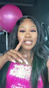 Bri Sanders's Instagram, Twitter & Facebook