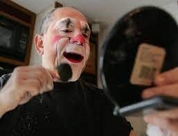 Maybe you would like to learn more about one of these? Hunter Harris On Twitter 23 Ways To Put On Your Clown Makeup When U Aren T Recognizing The Buzzfeed Union