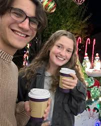 Riley Skinner (@rileyskinnerthe) • Instagram photos and videos