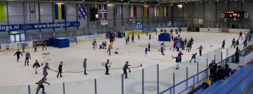 Uit vondsten blijkt dat de mens in de prehistorie al probeerde om ijsvlakten sneller over te steken. Kardinge Groningen Schaatsen Voor Iedereen