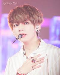38 really made me realize how close and how much they know each other: Wallpaper Bts V Cute Novocom Top