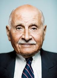 Ellis Sutton's Instagram, Twitter & Facebook