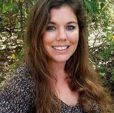 Dez Combs's Instagram, Twitter & Facebook