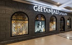 Services include haircuts for women and men, single process color sophia sunflower salon has a line of natural hair products called myhoneychild. Geetanjali Salon India S Best High Street Salon