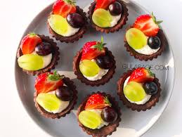 Mini Chocolate Fruit Tart Mini Chocolate Fruit Tart Gulasage Chocolate Fruit Fruit Tart Tart