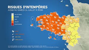 Lorsque vous entendez une alerte d'orages violents pour votre région, cela signifie que des orages violents sont très probables ou se produisent :. Yztmpgnzz5hkwm