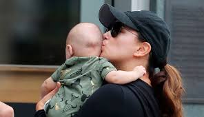 Einen dritten lockdown jetzt verhindern! Promi Babys Des Jahres 2018 News At