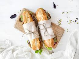 Translations of the word bocadillos from spanish to english and examples of the use of bocadillos in a sentence with their translation of bocadillos in english. Viaje Nostalgico Y Sentimental Por Los Bocadillos De Tu Vida Houdinis