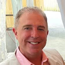 The Last Carrot is the First Stop in the Grove for Healthy Eating