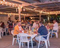 The rooms offer a flat screen tv and air conditioning, and getting online is possible, as free wifi is available, allowing you to rest and refresh with ease. Rockport Seafood Restaurant With Cajun Flavor The Boiling Pot Rockport