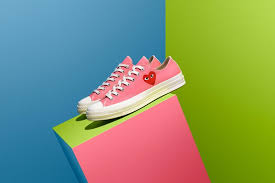 White with red & pink glitter heart shoelaces. Comme Des Garcons Play X Converse Chuck 70 Release Hypebae