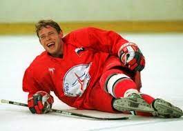 Широкой публике известен, как воспитанник. Pavel Bure Biografiya Hokkeista Foto Ego Zhena I Syn 2021
