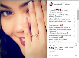 Selamat hari lahir yang pertama adik. 5 Fakta Josscy Vallazza Aartsen Tunangan Rina Nose Yang Berdarah Blasteran Belanda