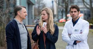 Mai 1985 in bergisch gladbach) ist eine deutsche schauspielerin. Vertrau Mir Wdh In Aller Freundschaft Die Jungen Arzte Ard Das Erste