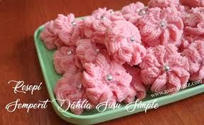 Also known as kuih semperit in malay language. Maria Firdz Lifestyle Blogger