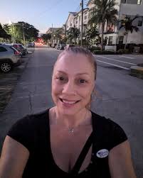 The fate of my salty and sweet committed friend David Kitchen is still  unclear. Only his family have been in direct contact with the doctors and  are the final decision makers for