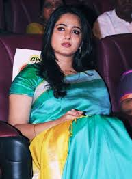 Anushka shetty newest wallpapers in jeans best 2014 2. Anushka Shetty Saree 10 Times Baahubali Actress Anushka Shetty Proved She Looks Stunning In Sarees